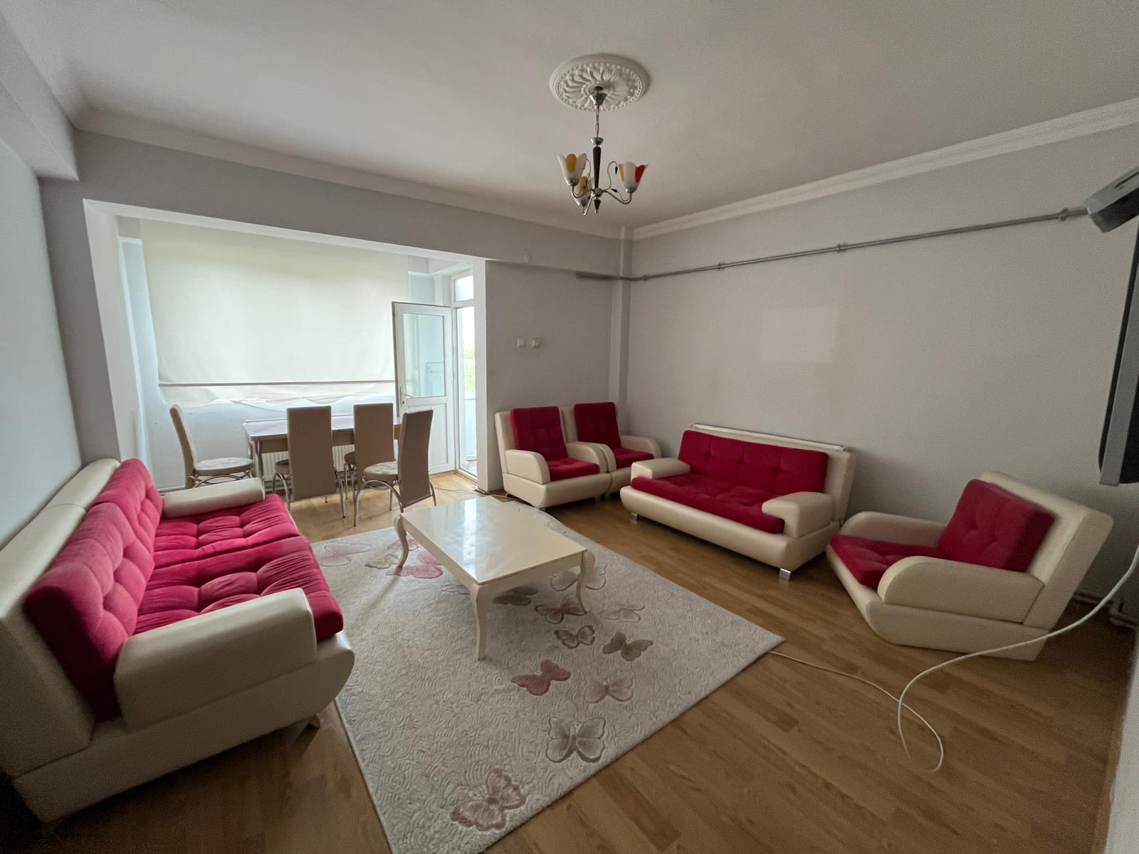 MABEL'DEN ORDU CADDESİ ÜZER KİRALIK EŞYALI 2+1 DAİRE